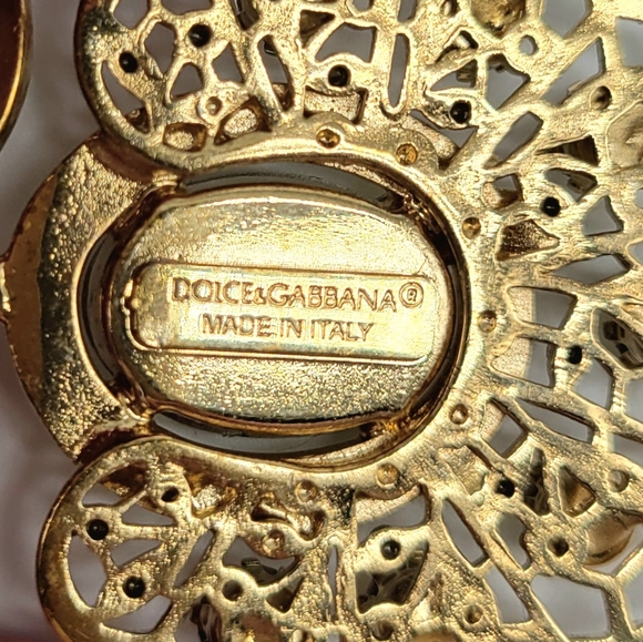 Dolce and Gabbana Prasiolite Swarovski Crystal Baroque Fan Statement Earrings - Picture 11 of 12